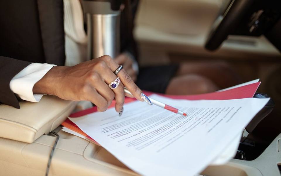 Core elements every vehicle transfer document must contain